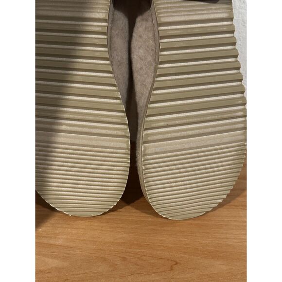 Kooba Holiday Dachshund Faux Fur Ladies Slippers XL NWT - Picture 2 of 3